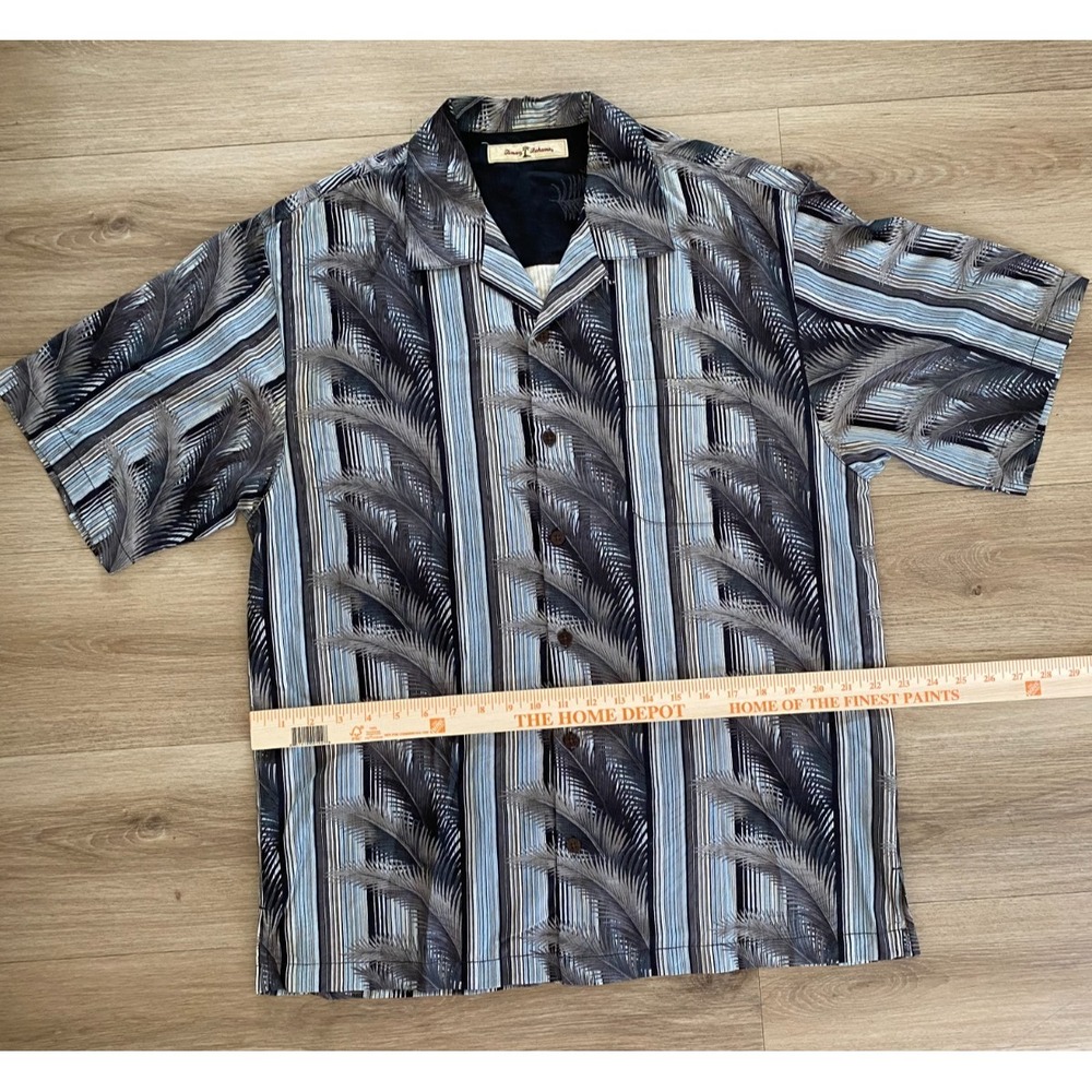 Vintage Tommy Bahama Men’s M 100% Silk Shirt Mariana Islands Hawaiian Aloha